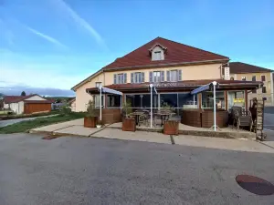 特蘭普林飯店