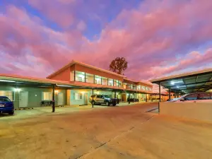 Drovers Motor Inn