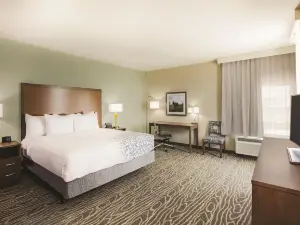 La Quinta Inn & Suites by Wyndham Wichita Northeast