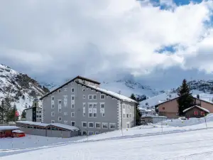 Hotel Grischuna