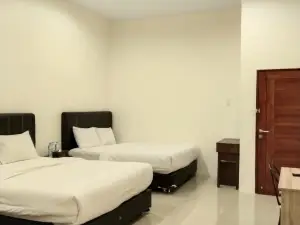 Grand Toba Hotel