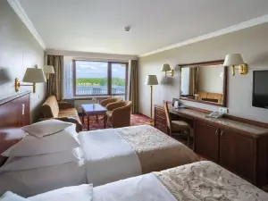 Hotel Gołębiewski Mikołajki