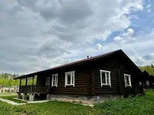 Bobrovij Mys Ecopark