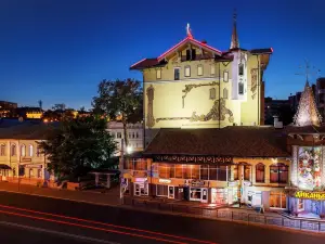 Dinastiya Hotel