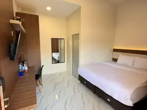 LUMIERE INN