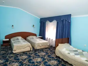 Tet-A-Tet Hotel