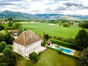 DOMAINE DU MANOIR