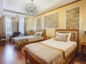 Kristella Hotel