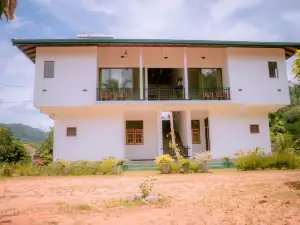 Evergreen Villa - Sinharaja