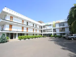 O.U.M.Hotel