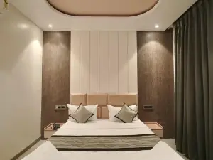 Pandharipuram Palace