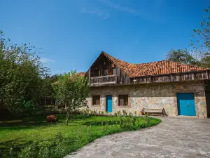 Ethno Sazano Hotel