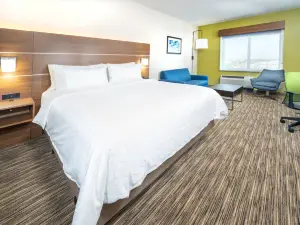 Holiday Inn Express & Suites Fort Myers Airport
