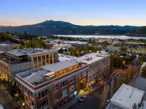 ティッスルダウン オン オーク