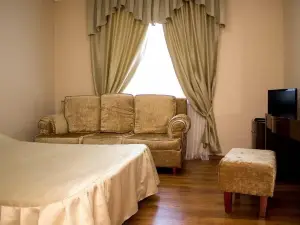 Hotel Aliya