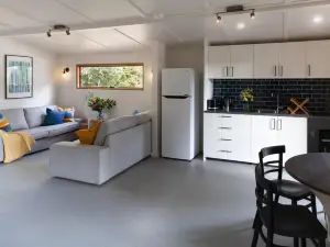 Garden Beds Glamping