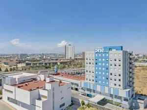 普埃布拉安荷洛波里斯周邊One酒店