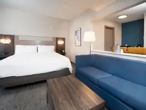 Holiday Inn Express & Suites Indianapolis - East