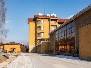Tau-Tash Hotel