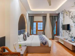 Hotel Abhi International