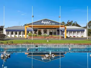 バイヤー ファウンテン モーター イン ホールブルック