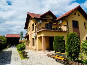 Leto House
