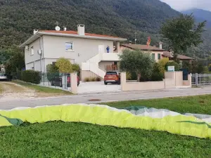 Flyingaway