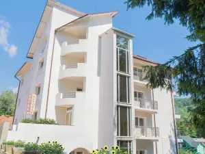 Aurora Rooms - 290m from Aqua Park