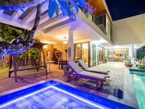 Ocean Front Villa Nha Trang