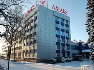 Amaks City Hotel