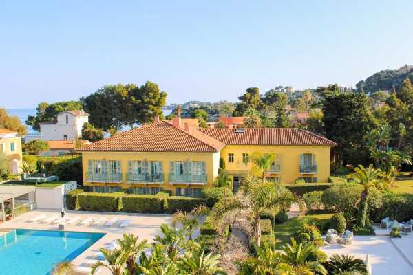 Royal Riviera Promo Code
