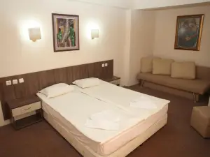 Hotel Laguna
