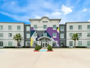 Spark By Hilton Victoria