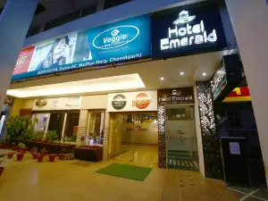 ホテル エメラルド