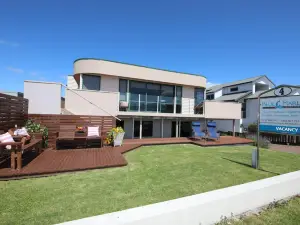 Blue Marlin Apartments