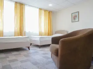 City Hotel