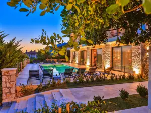 Carruba Boutique Hotel