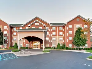 Hawthorn Suites by Wyndham Louisville East