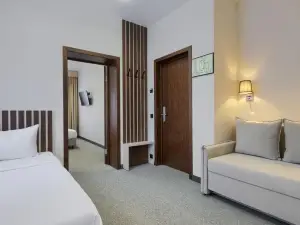 1 I 3 Boutique-Hotel