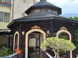 Platino Hotel & Casino