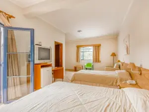Jardin Park Hotel