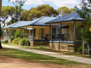 Tooleybuc River Retreat Villas