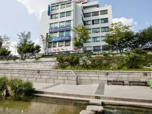 Central Tourist Hotel