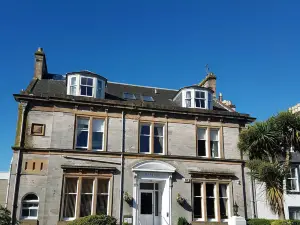Ardshiel Hotel
