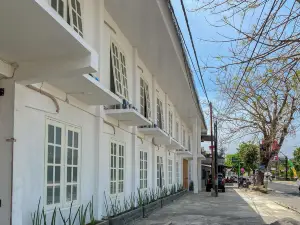 RedDoorz Near Sondokoro Agrotourism Karanganyar