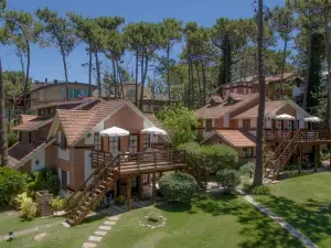 Posada del Bosque by HS