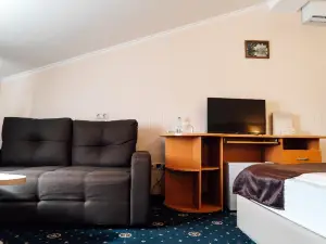 Apriori Hotel