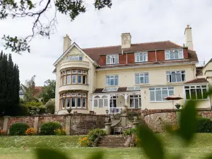 Northfield Hotel