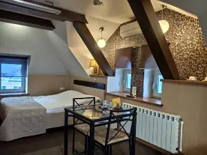 Domino Hotel