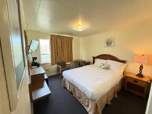 Lakeside Motel